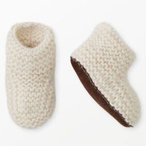 Hanna Andersson Baby Alpaca Knit Booties (size newborn)